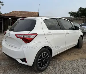 Toyota Yaris 2019 White