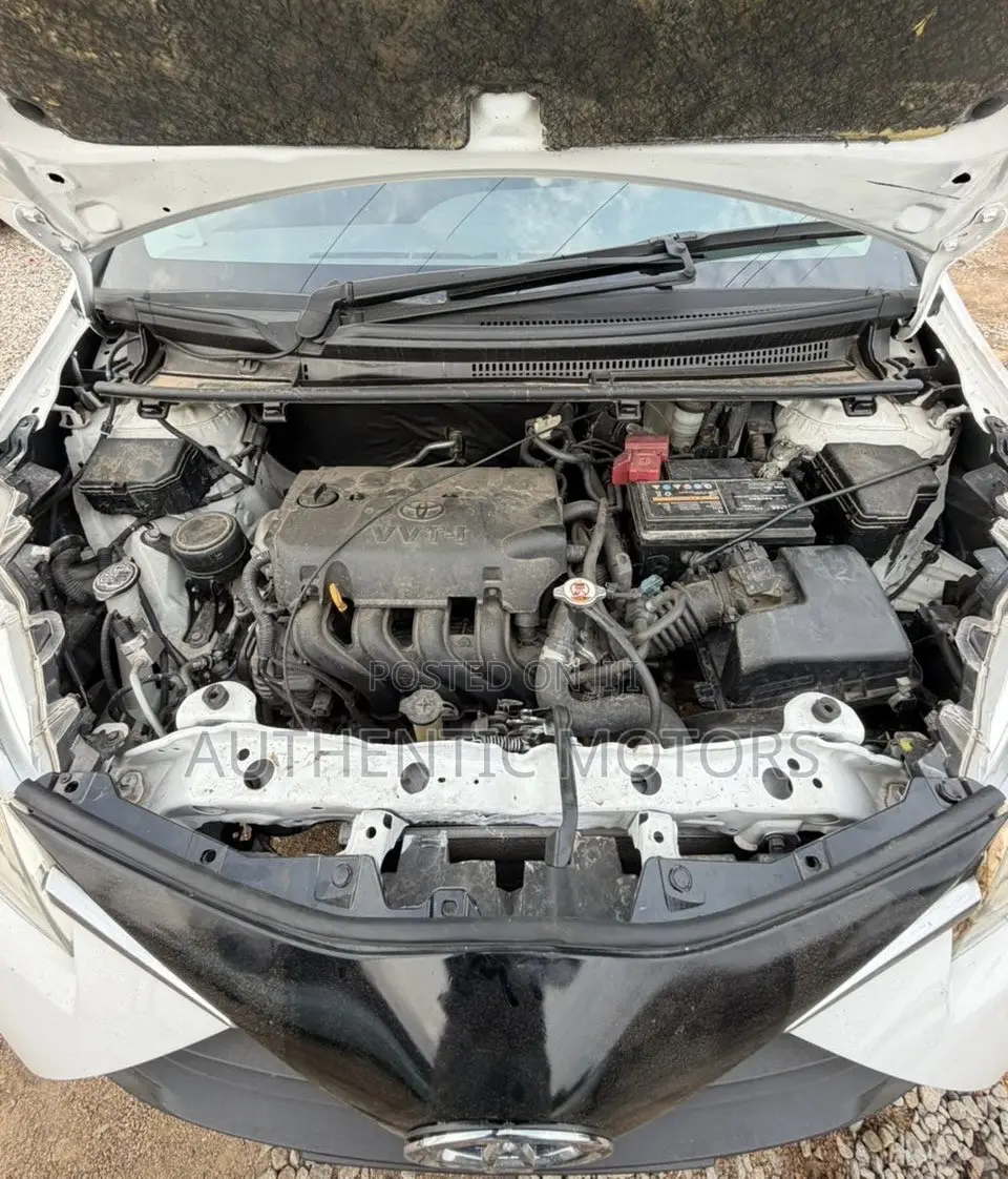 Toyota Yaris 2019 White