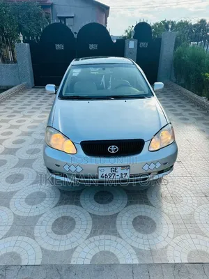 Toyota Corolla 2010 Silver