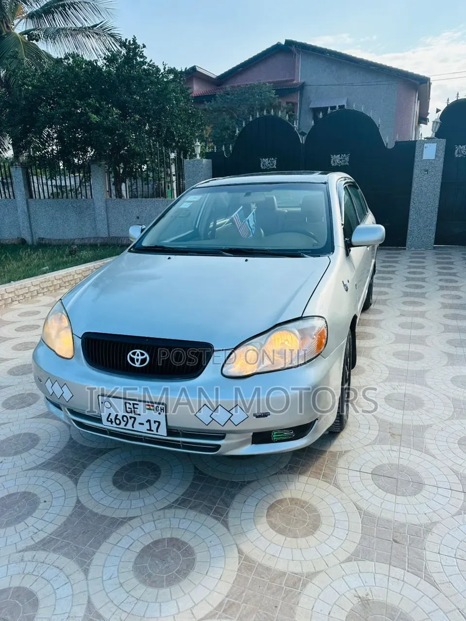 Toyota Corolla 2010 Silver