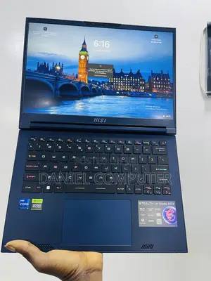 Laptop MSI Stealth 14 Studio A13VF 16GB Intel Core i7 SSD 512GB