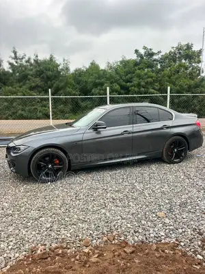 BMW 330i 2018 Gray