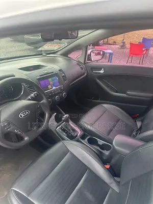 Kia Forte EX Sedan 2017 White