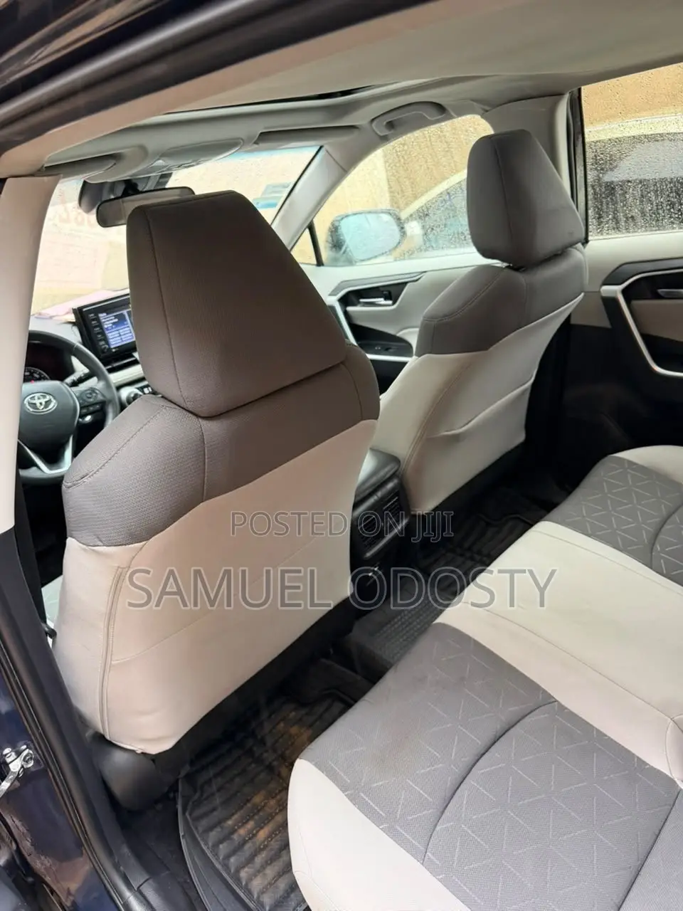Toyota RAV4 XLE Premium 2021 Blue