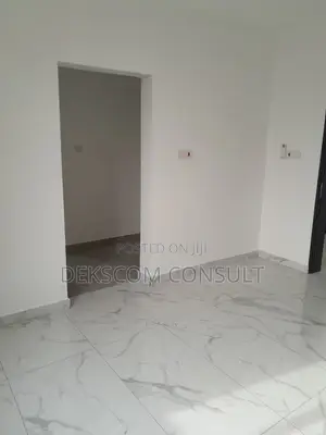 2bdrm Apartment in Labone for rent