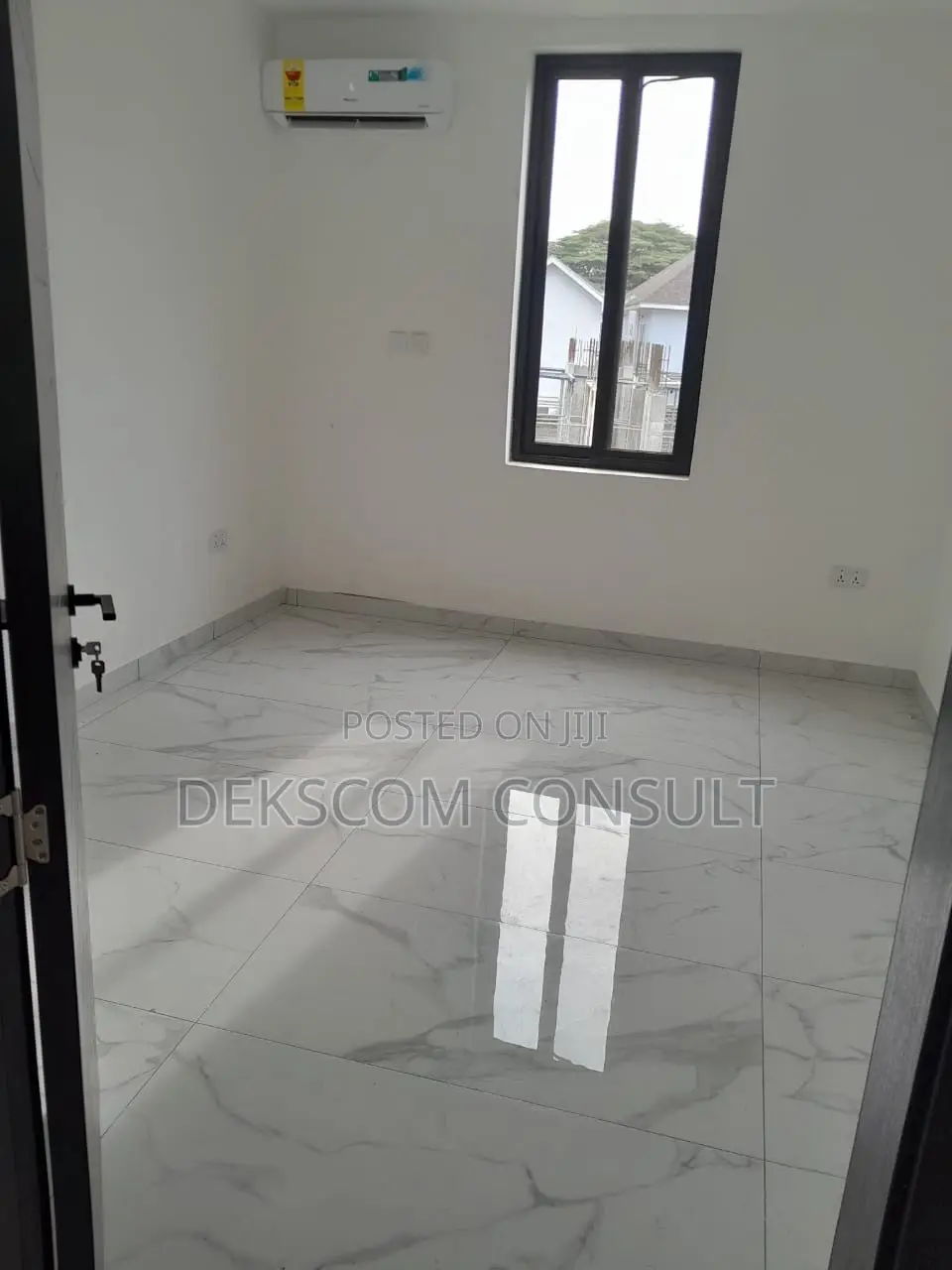 2bdrm Apartment in Labone for rent