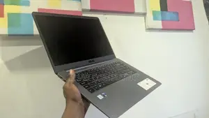 Laptop Asus VivoBook 15 X510UQ 8GB Intel Core i7 SSD 256GB