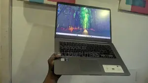 Laptop Asus VivoBook 15 X510UQ 8GB Intel Core i7 SSD 256GB