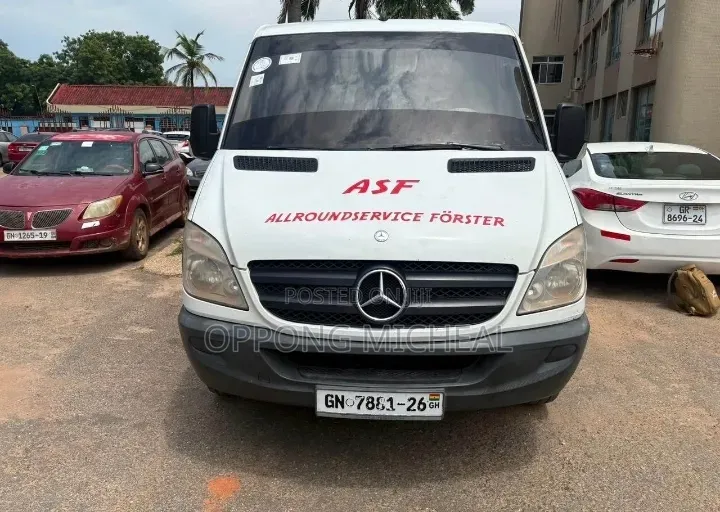 Mercedes-Benz Sprinter 2015 White