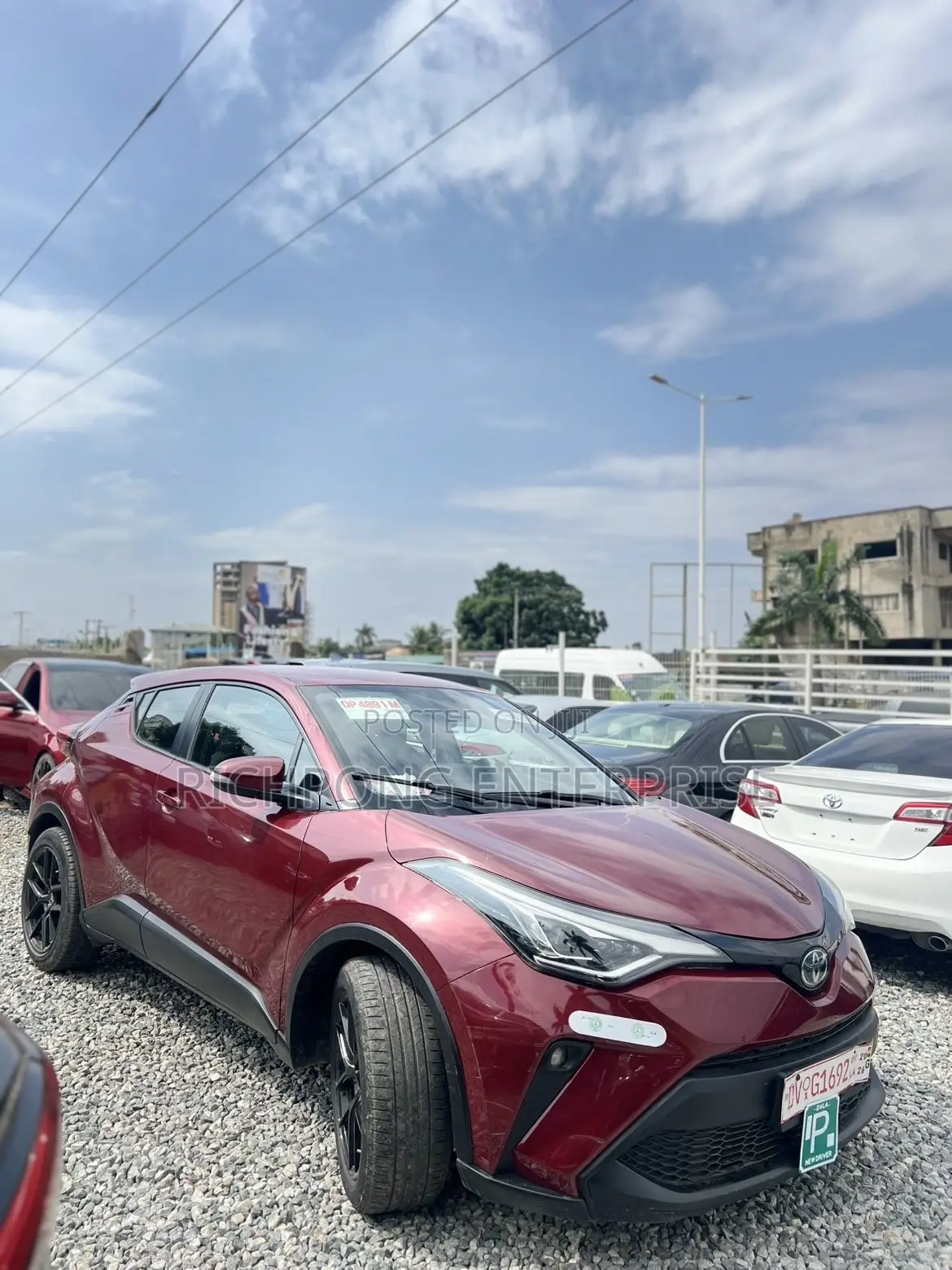 Toyota C-HR XLE FWD 2019 Red