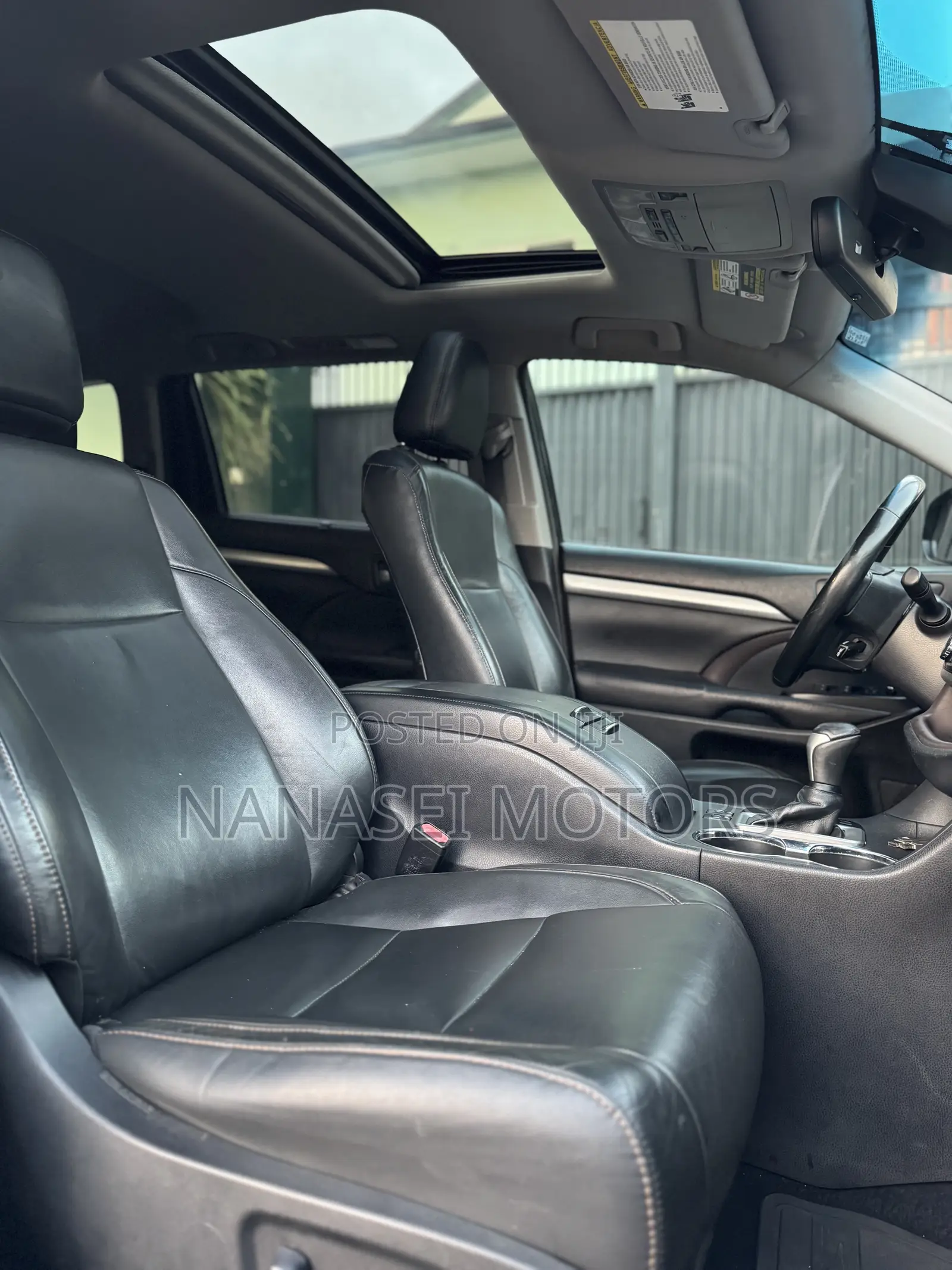 Toyota Highlander XLE 4x4 V6 (3.5L 6cyl 8A) 2018 Black