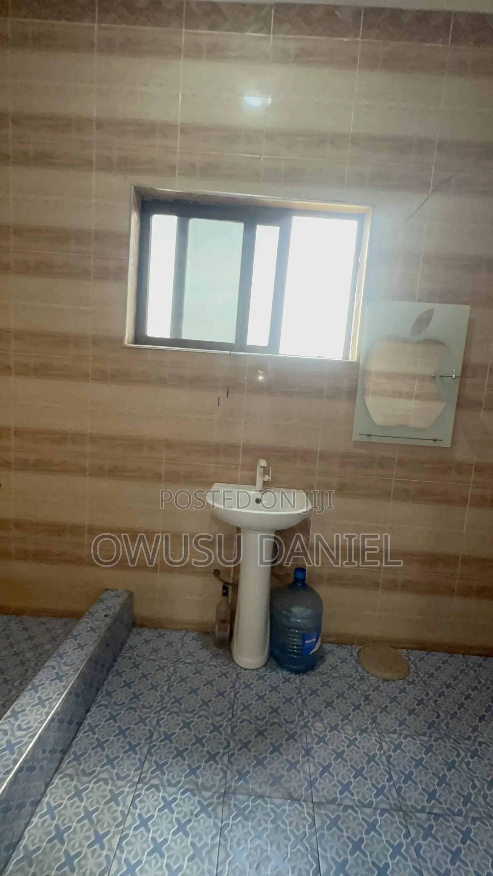 3bdrm Apartment in Abrepo Akoko Specs, Kumasi Metropolitan for rent