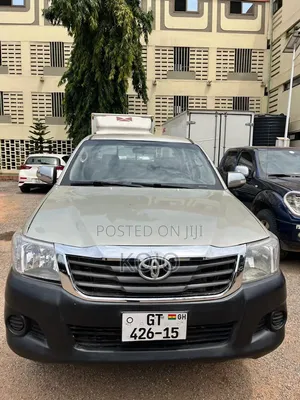 Toyota Hilux 2014 Off white