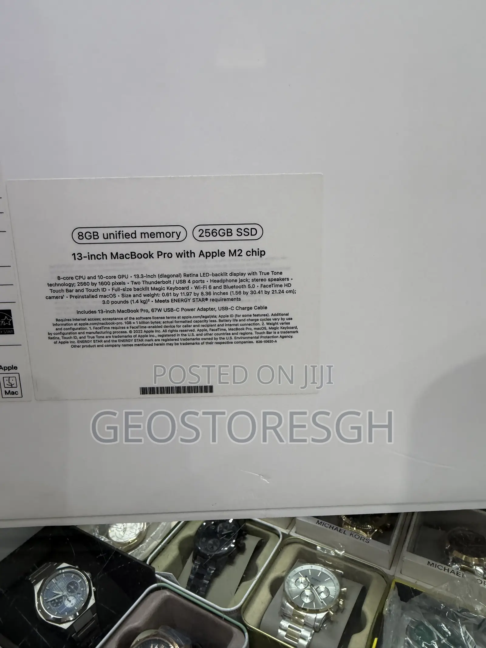 Laptop Apple MacBook Pro 2022 M2 8GB Apple M2 SSD 256GB