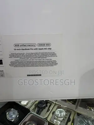 Laptop Apple MacBook Pro 2022 M2 8GB Apple M2 SSD 256GB