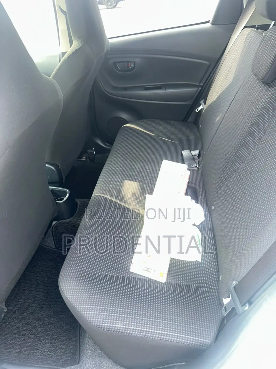 Toyota Vitz 2015 White