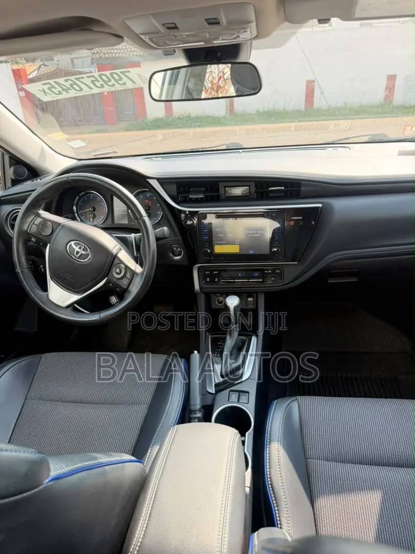 Toyota Corolla 2017 White