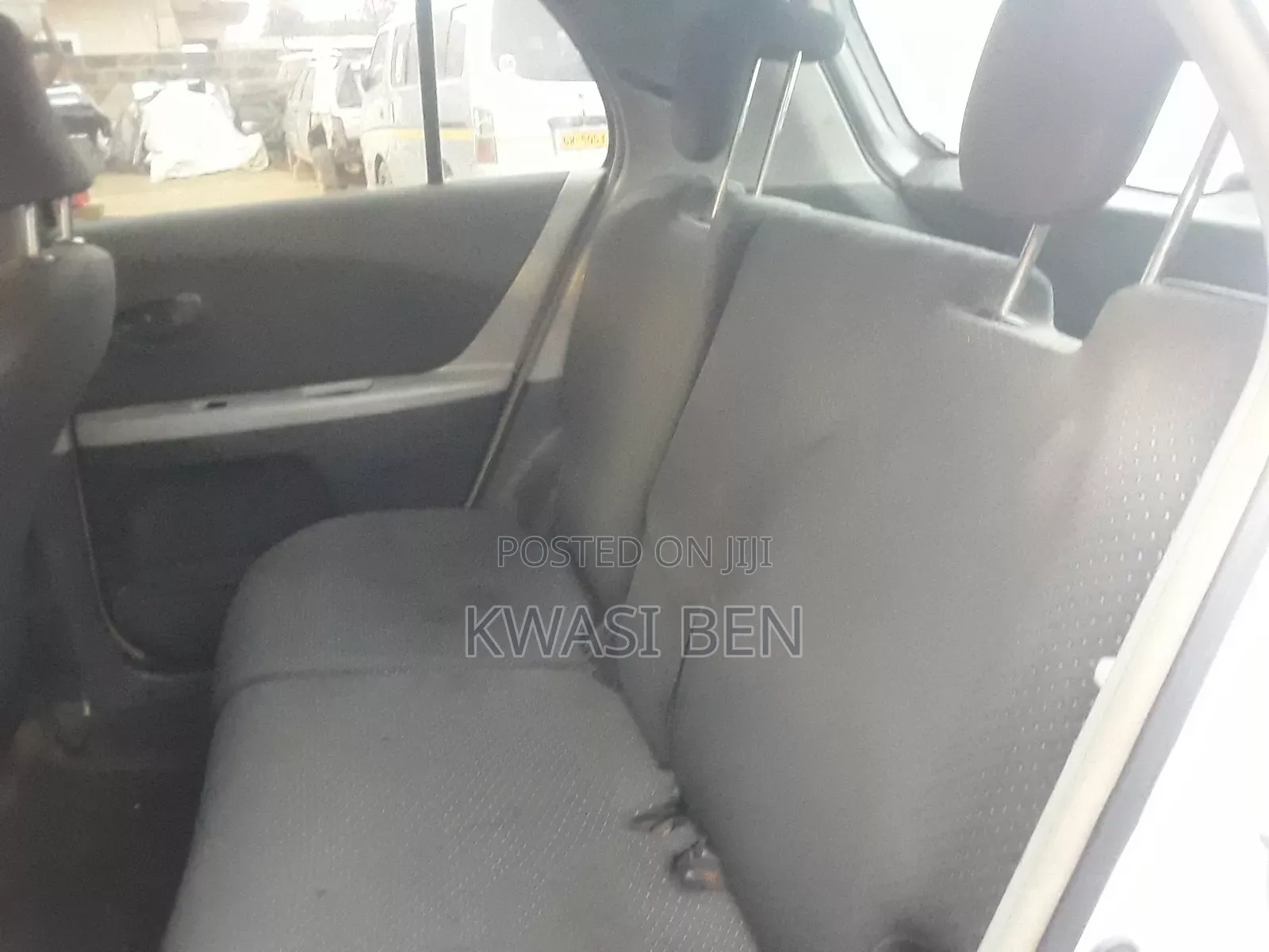 Toyota Vitz 2010 Gray