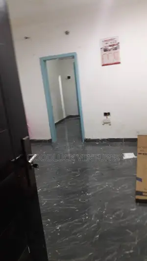 1bdrm Apartment in Direct Originals, Mosque Area for rent