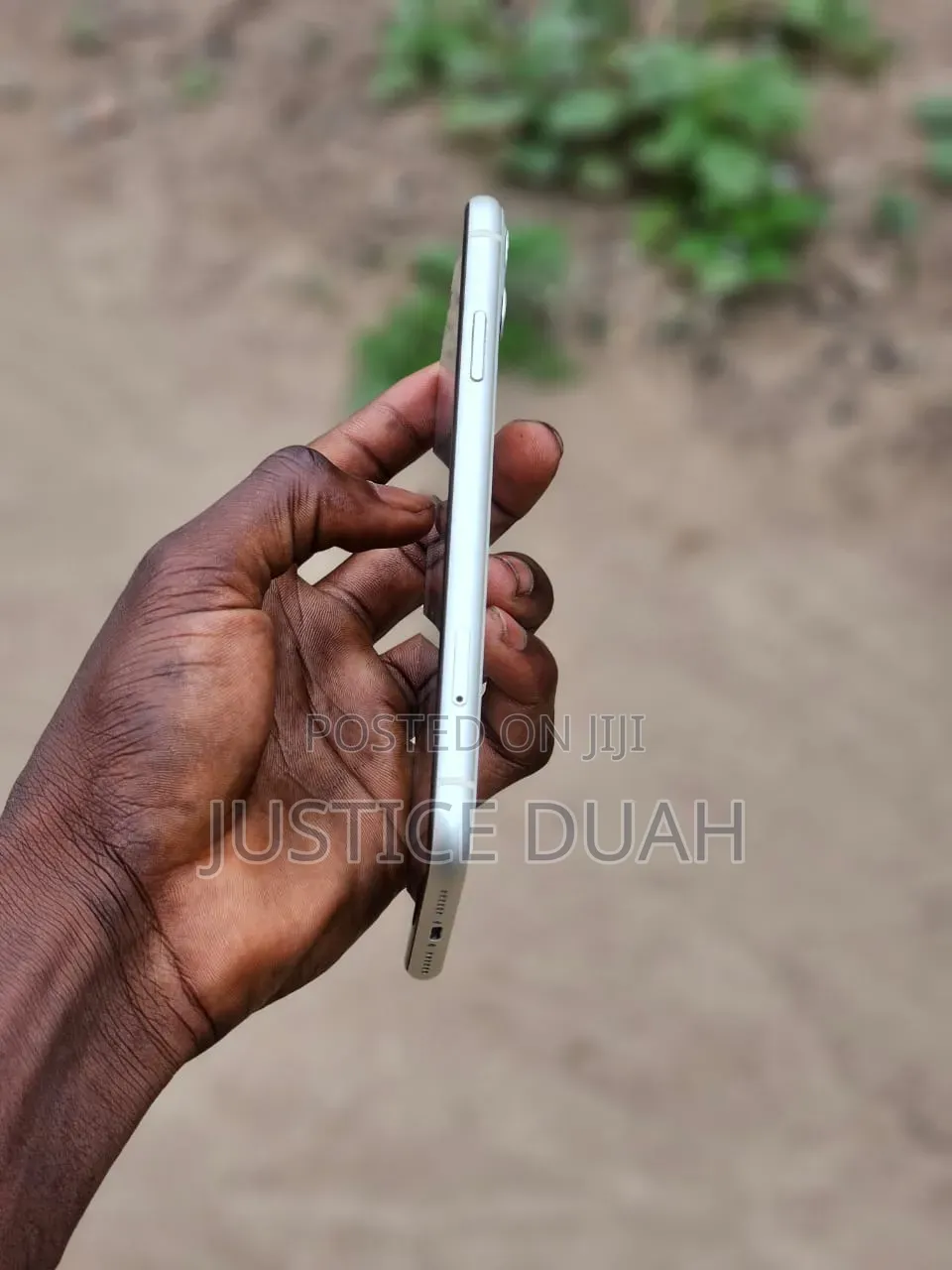 Apple iPhone 11 64 GB White