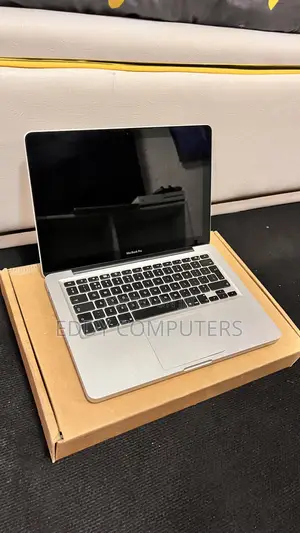 Laptop Apple MacBook 2012 4GB Intel Core i5 HDD 500GB