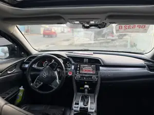 Honda Civic 2018 Gray