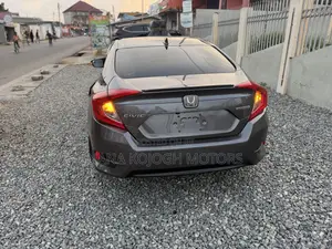 Honda Civic 2018 Gray
