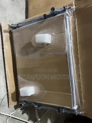 Honda Civic 2016 2017 2018 2019-2022 Radiator (Water Tank)