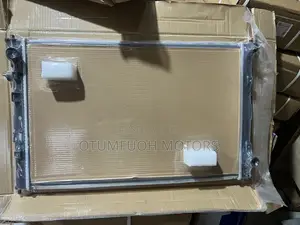 Honda Civic 2016 2017 2018 2019-2022 Radiator (Water Tank)