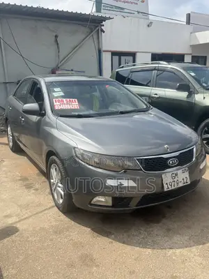 Kia Cerato 2012 Gray