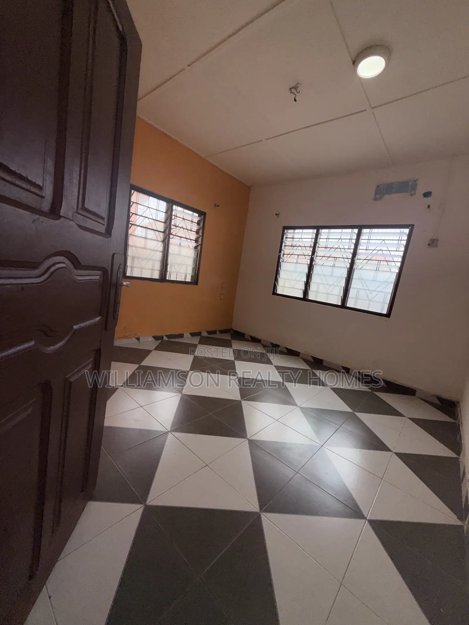 2bdrm Apartment in Spintex Main Road for rent