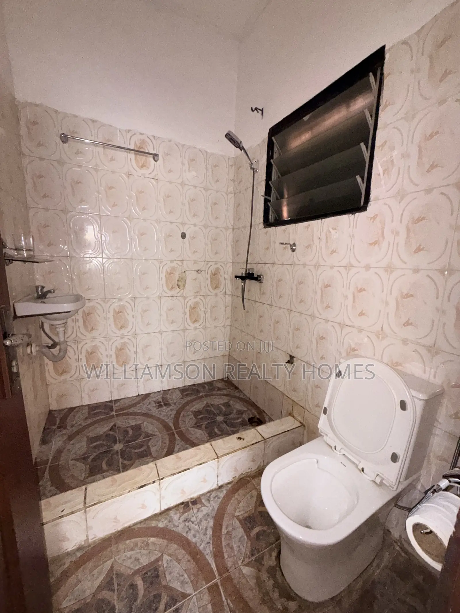 2bdrm Apartment in Spintex Main Road for rent