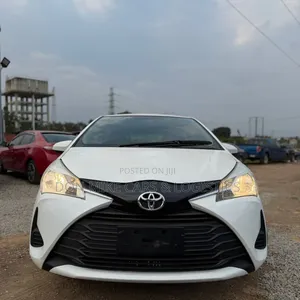 Toyota Yaris 2019 White