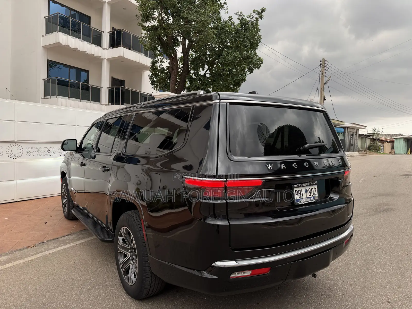 Jeep Grand Wagoneer 2023 Black