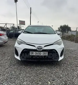 Toyota Corolla 2016 White