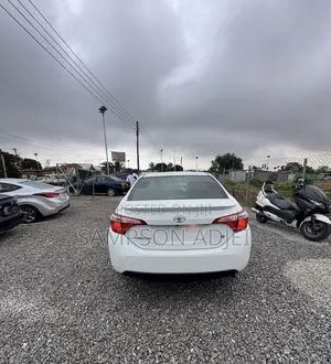 Toyota Corolla 2016 White