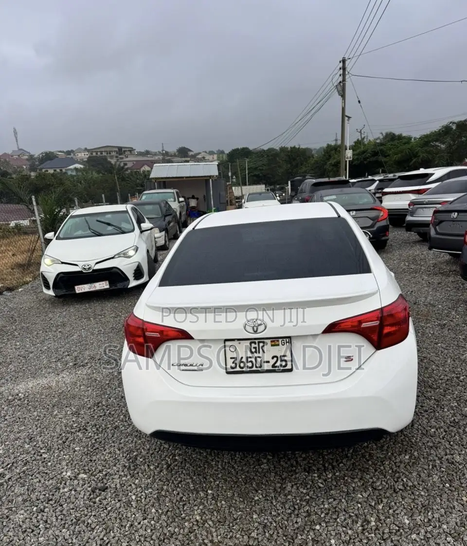 Toyota Corolla 2016 White