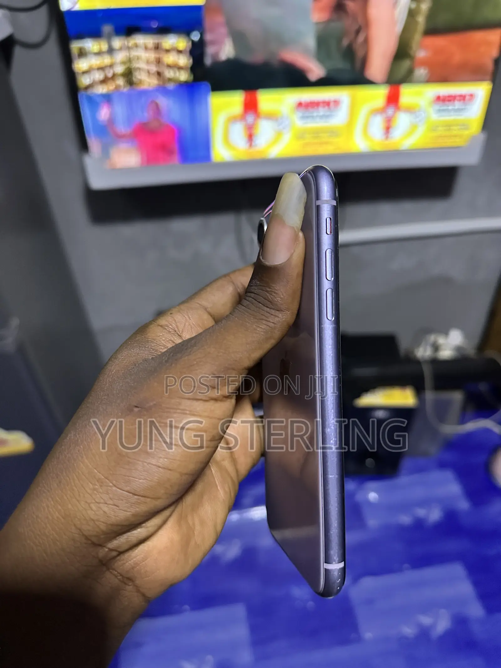 Apple iPhone 11 64 GB Purple