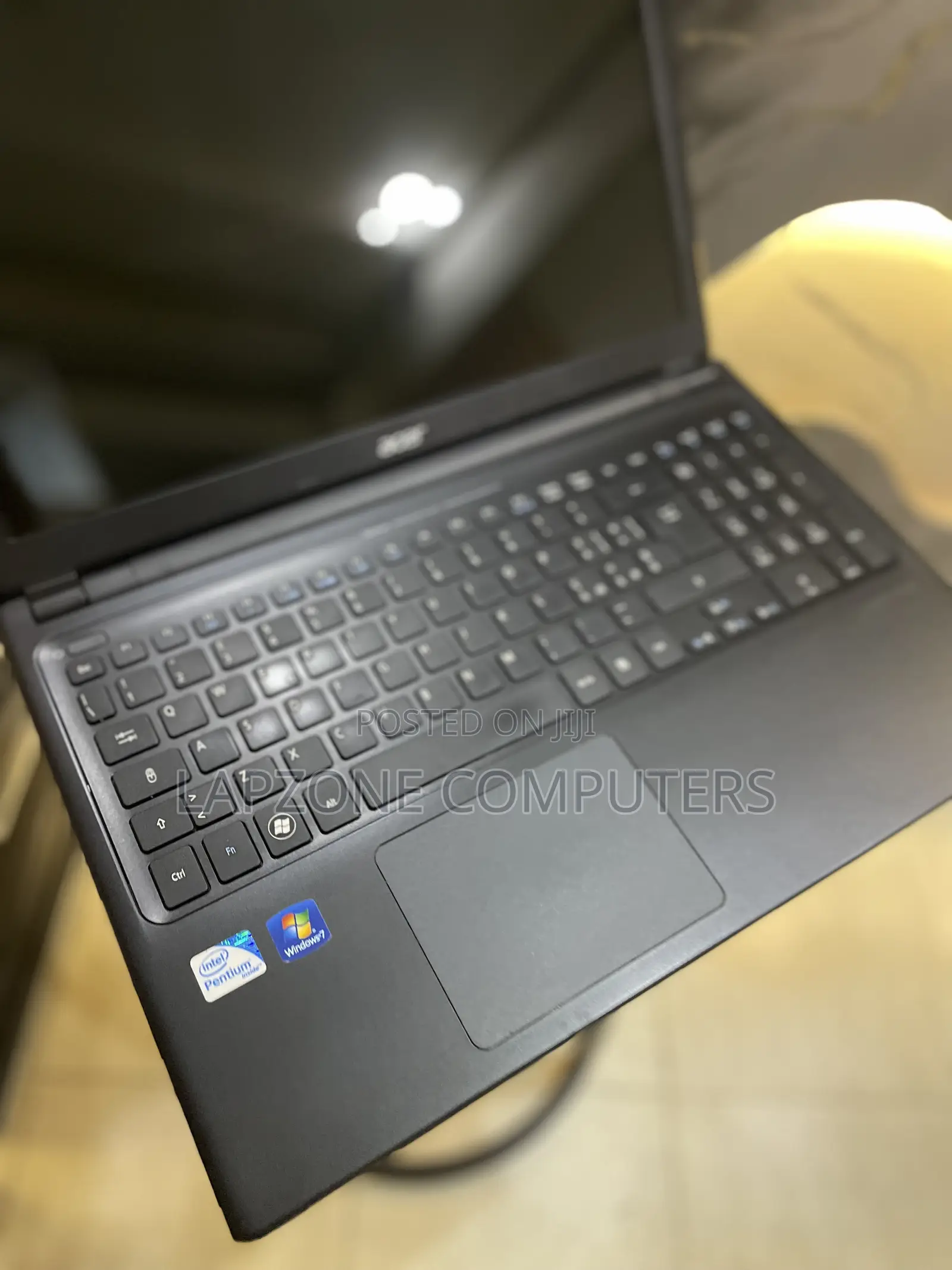 Laptop Acer Aspire V5-531 6GB Intel Pentium HDD 500GB