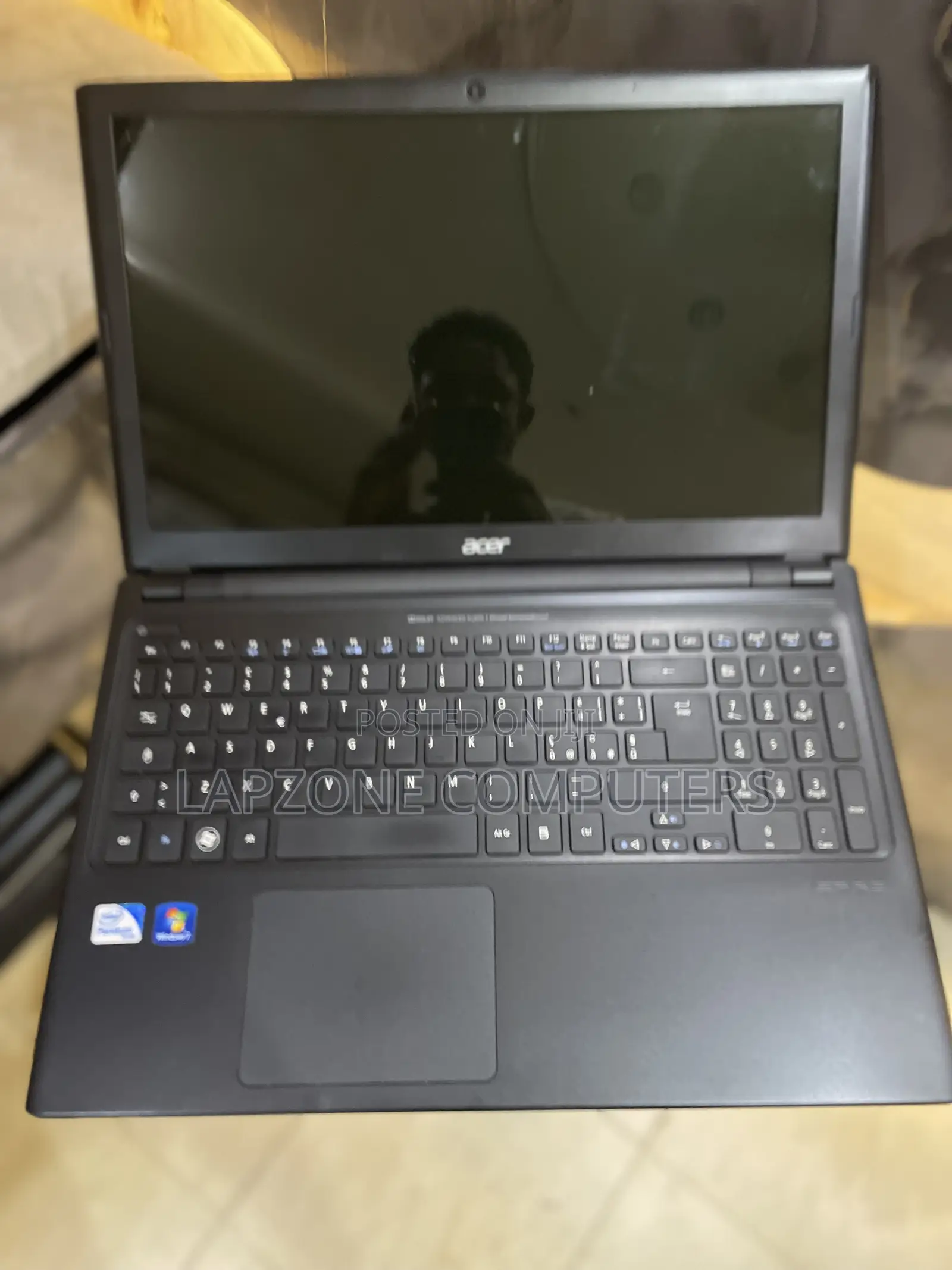 Laptop Acer Aspire V5-531 6GB Intel Pentium HDD 500GB