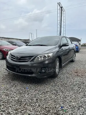 Toyota Corolla Altis 2012 Gray