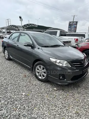Toyota Corolla Altis 2012 Gray