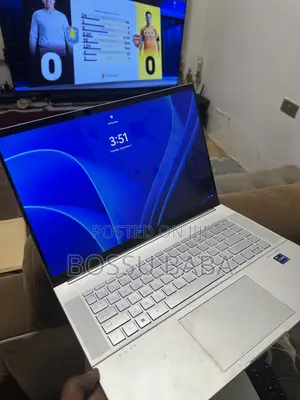 Laptop HP Envy 16 Gaming 16-h1023dx 16GB Intel Core i9 SSD 1T