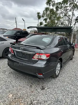 Toyota Corolla Altis 2012 Gray