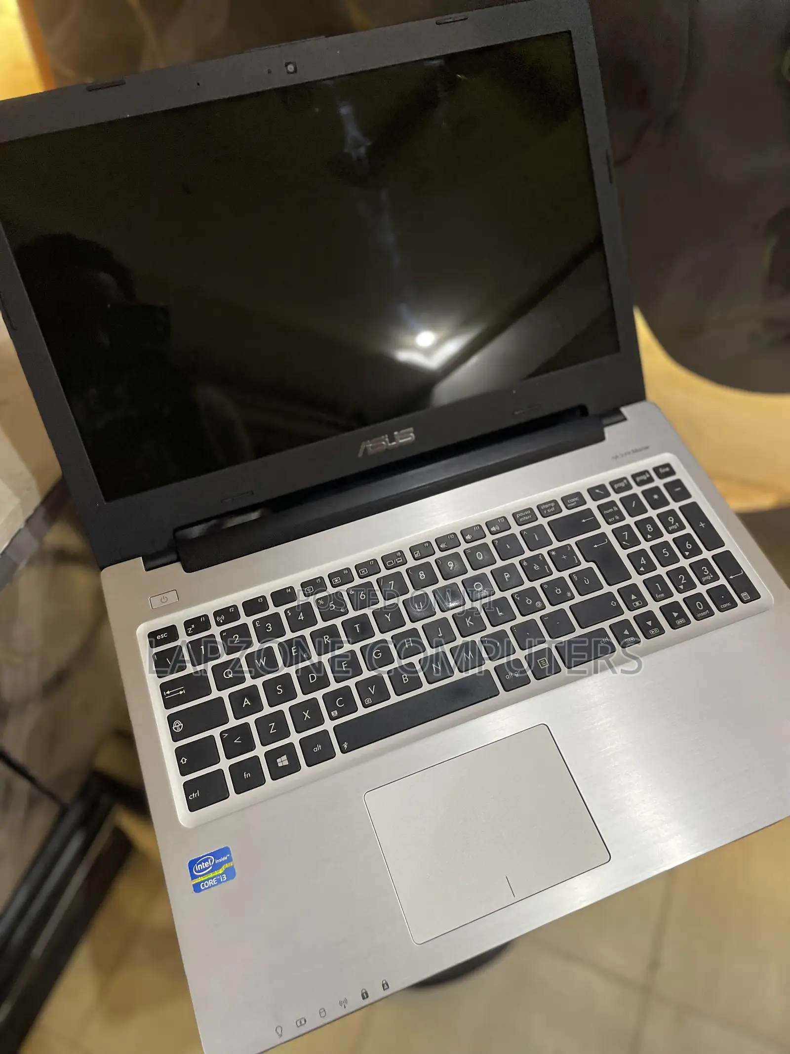 Laptop Asus K40C 8GB Intel Core i3 HDD 500GB