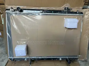 Toyota Highlander 2004 2005 2006 2007 Radiator (Water Tank)