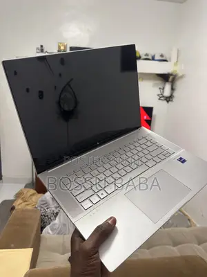 Laptop HP Envy 16 Gaming 16-h1023dx 16GB Intel Core i9 SSD 1T