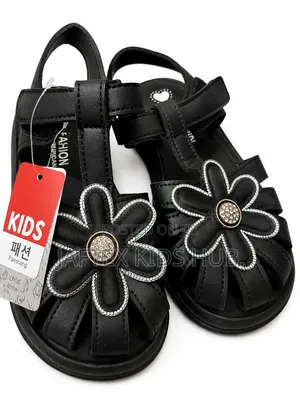 Girls Stylish Black Flower Sandals