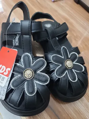 Girls Stylish Black Flower Sandals