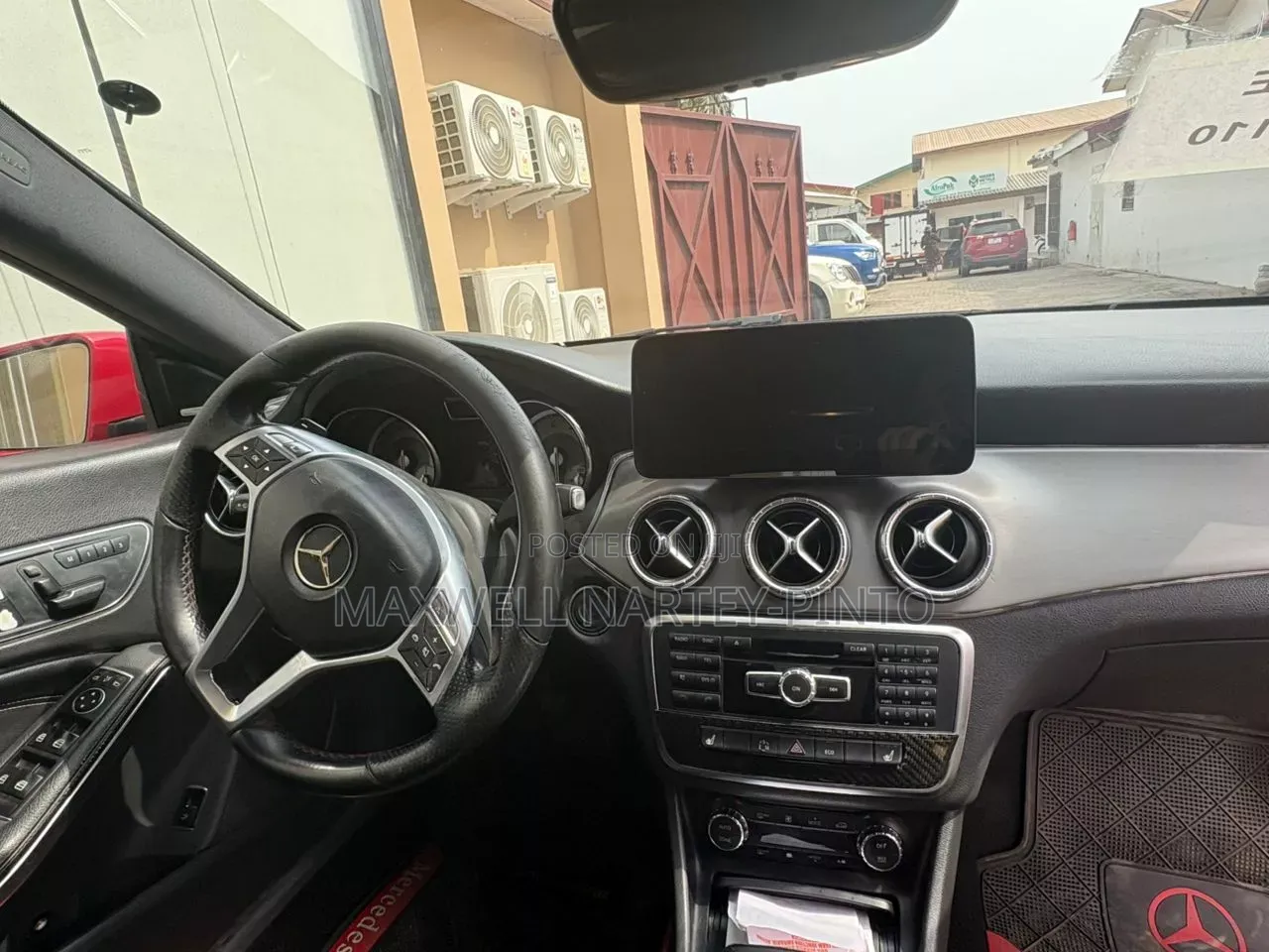 Mercedes-Benz C250 2014 Red